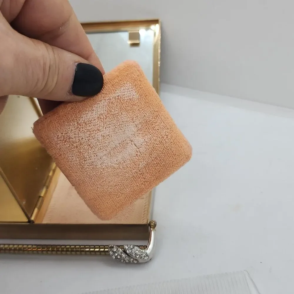 Vintage Volupte Swinglok Sophisticase Caryall Compact 1940-1050s Vanity Purse